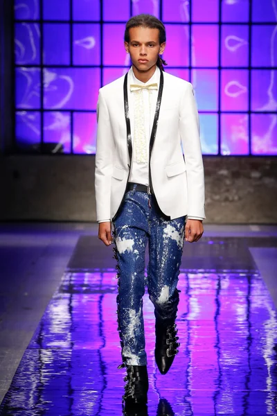 Look 51